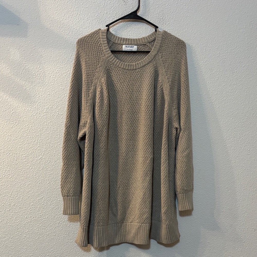 Old Navy Beige Knit Pullover